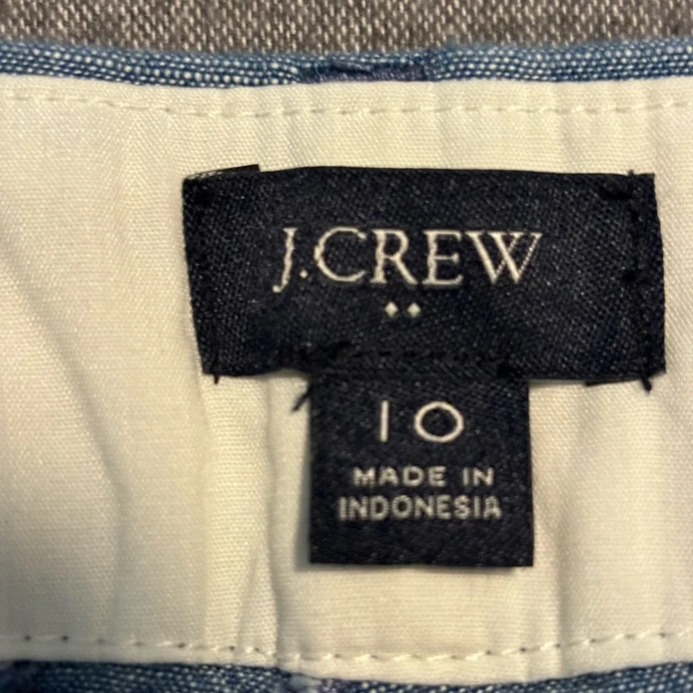 J. Crew 5”‎ Classic Chambray short Medium echo blue wash Size 10